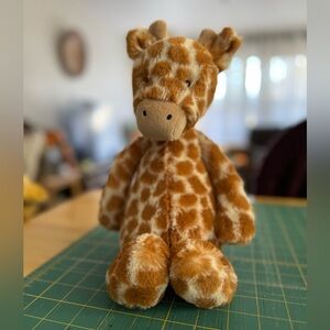 Jellycat Giraffe Plush Toy - Brown and Cream